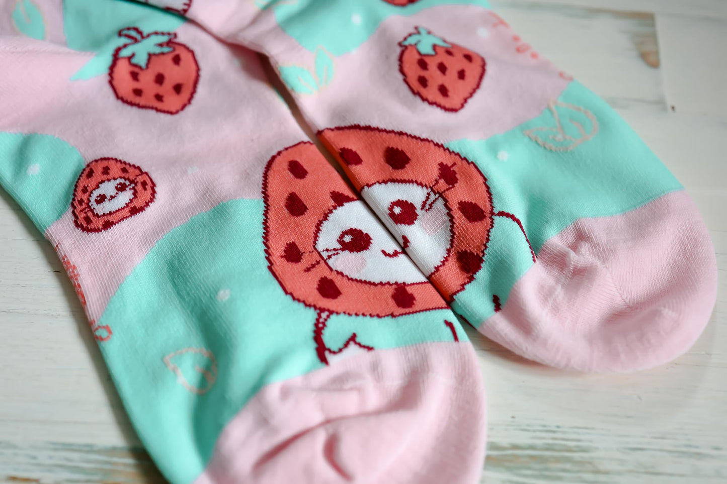 Socks - Cat Ichigo Sando