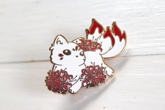Enamel Pin - Spider Lily Kitsune White
