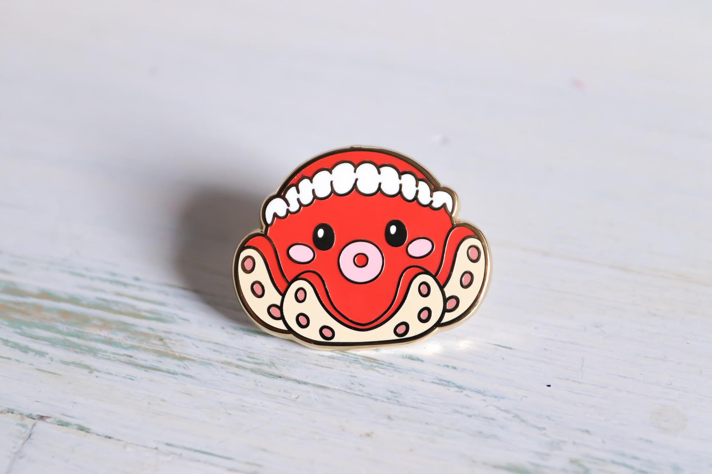 BLACK FRIDAY SPECIAL Enamel Pin - smalart mail 08/24